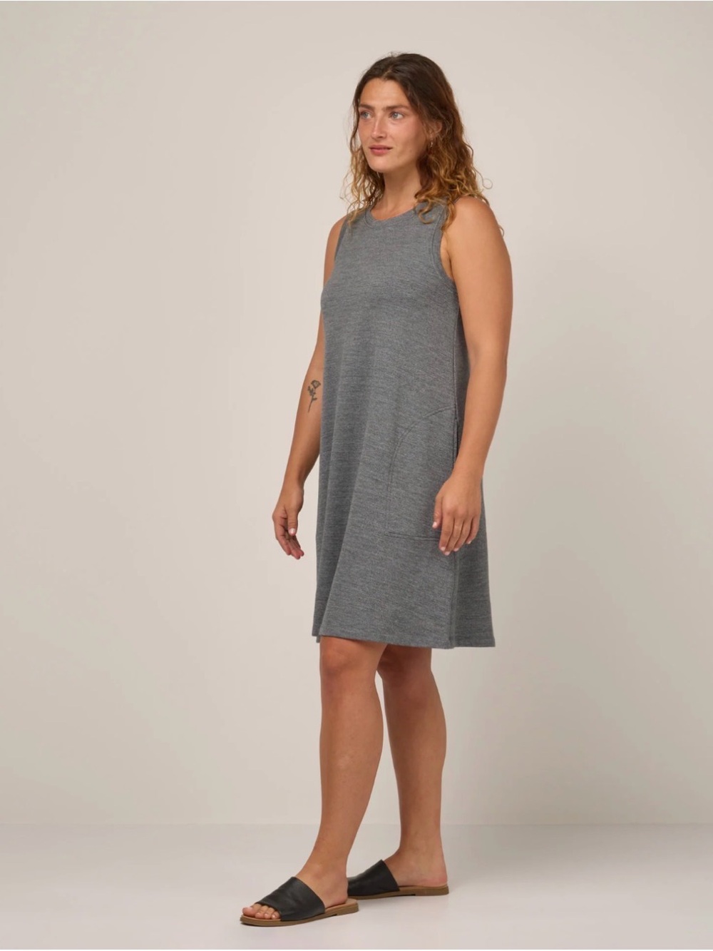 Nina Leonard Gray Sleeveless Midi Knit Dress Lambswool and Rabbit Hair